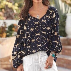 Sundance cotton boho peasant geometric blue cream medium Nevis Island top tassel